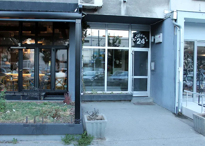 Oasis Residences A アパート *